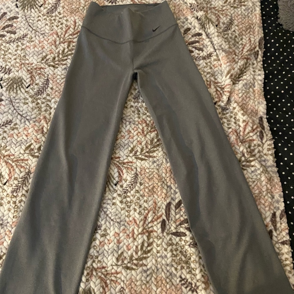 Nike Dri-Fit Wide Pants Leg